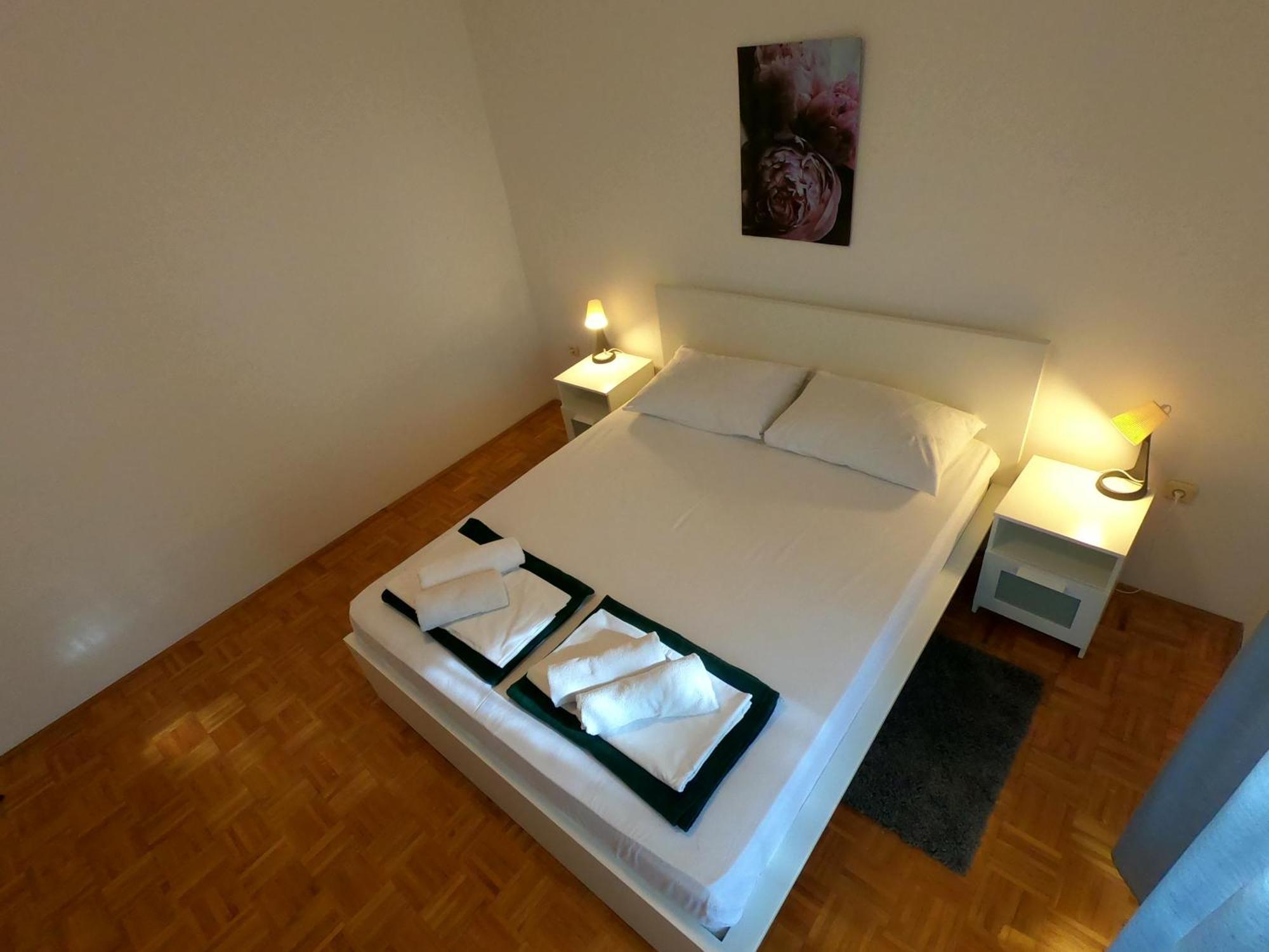 Apartments Stanko Petrcane Bagian luar foto